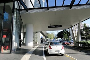 Circle On Cavill Surfers Paradise Apartments-Holiday Paradise