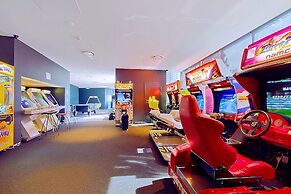 Circle On Cavill Surfers Paradise Apartments-Holiday Paradise