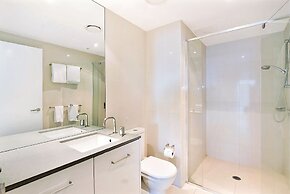 Circle On Cavill Surfers Paradise Apartments-Holiday Paradise