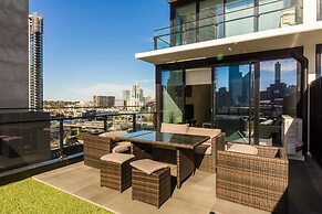 MJ Shortstay Apartments - Platinum Tower