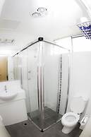 Bull 'n' Bush Hotel Motel