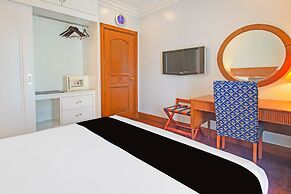 Townhouse Oak VIP Suites