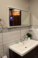 Barefoot Caye Caulker Hotel