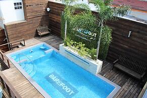 Barefoot Caye Caulker Hotel