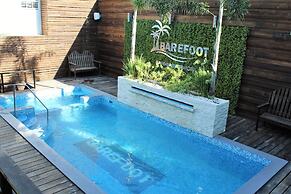 Barefoot Caye Caulker Hotel