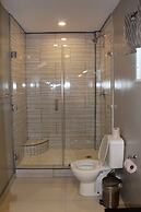 Barefoot Caye Caulker Hotel