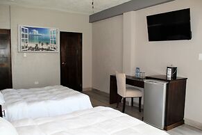 Barefoot Caye Caulker Hotel