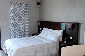 Barefoot Caye Caulker Hotel