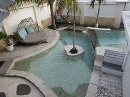 The White Key Luxury Villas