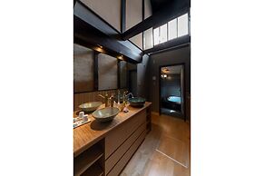 Gion Shirakawa Kouki