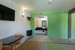 Studio 6 Barstow, CA