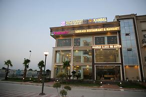 Anandam Clarks Inn Suites Vrindavan