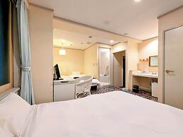 Kanazawa Station Hotel