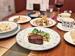 Kanazawa Station Hotel