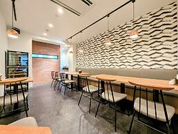 Kanazawa Station Hotel