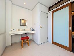 Kanazawa Station Hotel