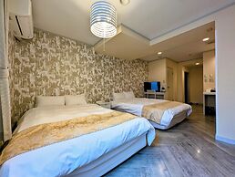 Kanazawa Station Hotel