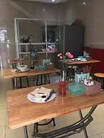 RedDoorz Plus @ Pham Ngu Lao 2