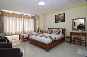 RedDoorz Plus @ Pham Ngu Lao 2