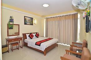 RedDoorz Plus @ Pham Ngu Lao 2