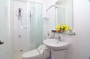 RedDoorz Plus @ Pham Ngu Lao 2