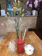 RedDoorz Plus @ Pham Ngu Lao 2