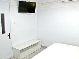 Nephiria, Under the Acropolis, In the heart of Plaka