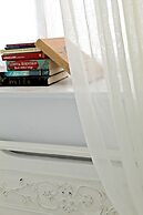 Nephiria, Under the Acropolis, In the heart of Plaka