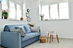 Nephiria, Under the Acropolis, In the heart of Plaka