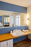 Consum Boutique Hotel