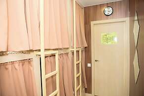 Kupe Capsule Hotel & Hostel