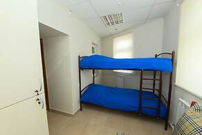 Kupe Capsule Hotel & Hostel