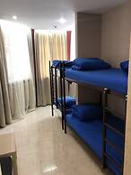 Kupe Capsule Hotel & Hostel