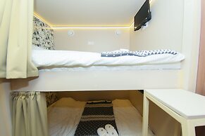 Kupe Capsule Hotel & Hostel
