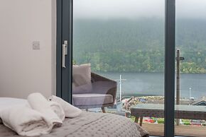 Taymouth Marina-1 Loch View