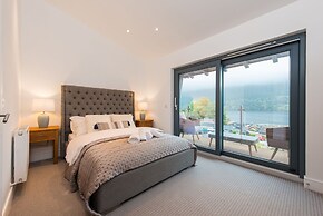 Taymouth Marina-1 Loch View