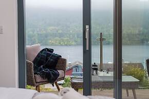 Taymouth Marina-1 Loch View