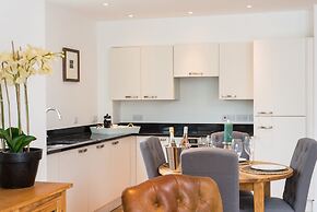 Taymouth Marina-1 Loch View