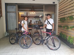 B Puli Backpacker Hostel