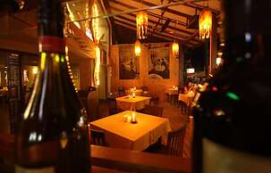 De Baga Deck Comforts