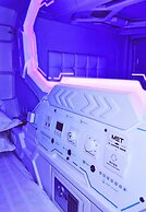 Met A Space Pod @ Arab Street