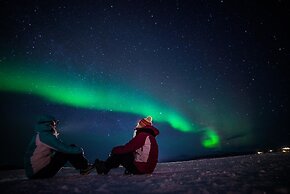 Aurora Glamping By The Whales