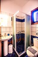 Anna Karra Studios & Apartments