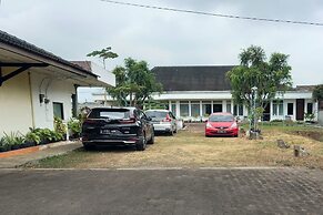 Vanda Villa Batu