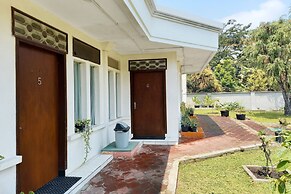 Vanda Villa Batu