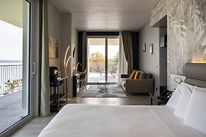Vision Hotel