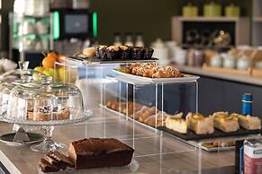 Vision Hotel