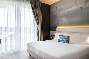 Vision Hotel