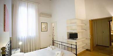 Piazza Navona Suite