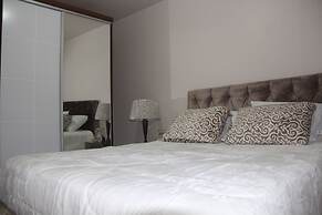 Apart 3 Quartos Rua Coberta